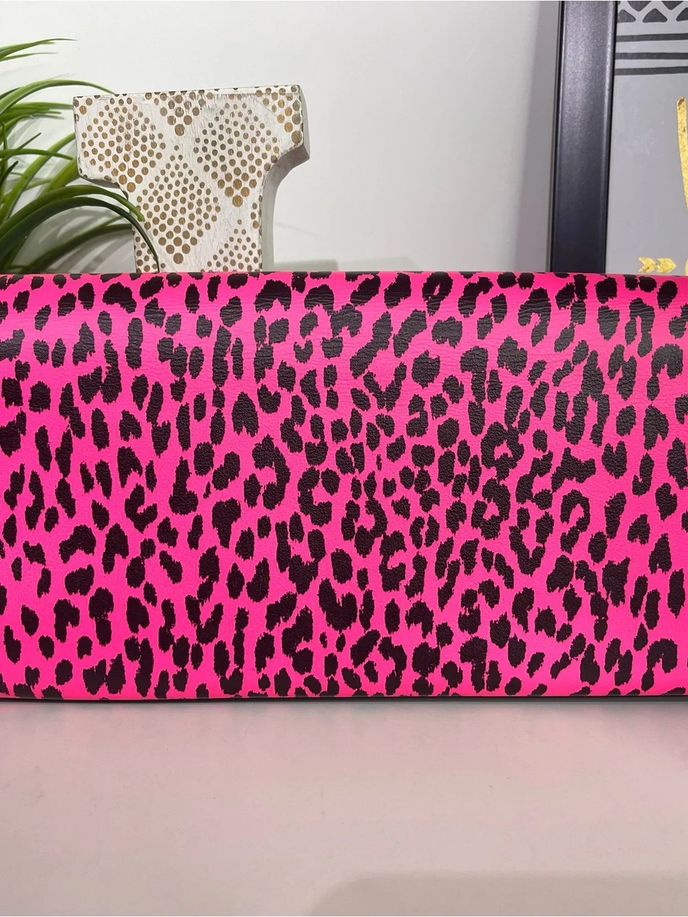 Saint Laurent Hot Pink and Black Leopard-Print YSL Clutch - Picture 2 of 7